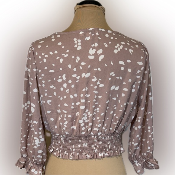 EUC She + Sky Cropped Blouse - Picture 3 of 5